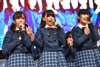 左から宮瀬玲奈、花川芽衣、西條和。