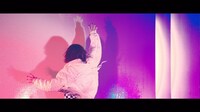 乃木坂46「Against」ミュージックビデオのワンシーン。