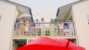 乃木坂46「トキトキメキメキ」ミュージックビデオのワンシーン。