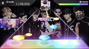 「SUPERSTAR BTS」プレイ画面。