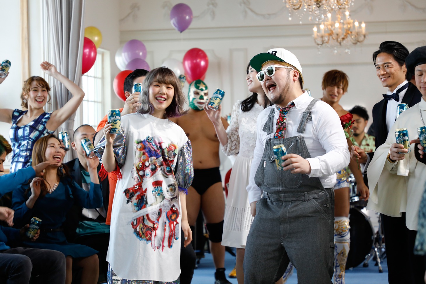 サッポロビール「サッポロ ホワイトベルグ」新CM「#NoBitterLife篇」のメイキング写真。