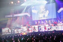 研究生メンバーを含めて「NGT48」を披露するNGT48。