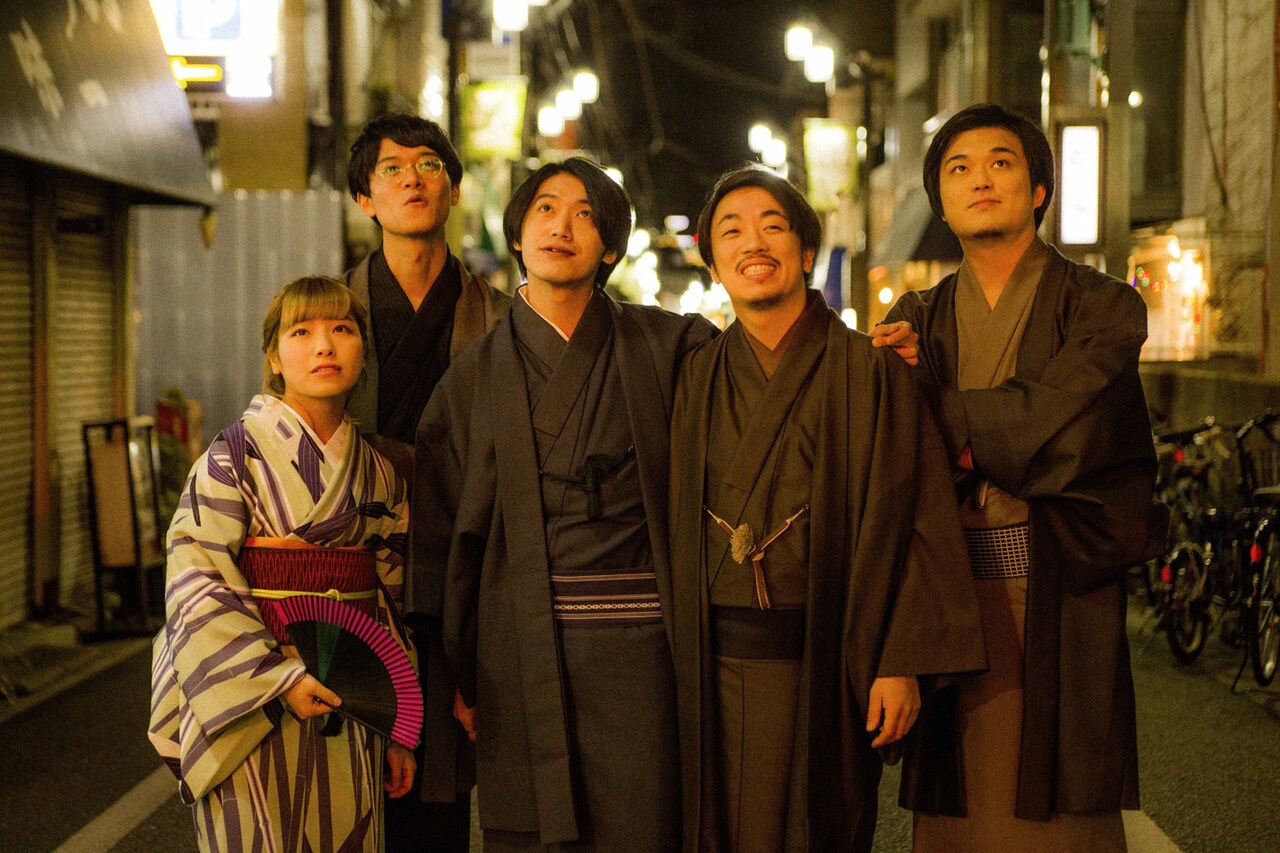 THEラブ人間が新作「電波.ep」発売、愛はズボーンら迎えたリリースツアー開催