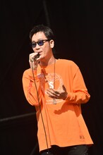 黒田俊介（写真提供：ワーナーミュージック・ジャパン）