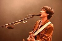 山内総一郎（Vo, G）（撮影：河本悠貴）