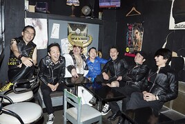 グループ魂、全員参加で「もうすっかり NO FUTURE!」発売記念トークイベント