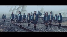 乃木坂46「新しい世界」ミュージックビデオのワンシーン。