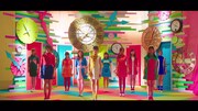 乃木坂46「スカウトマン」ミュージックビデオのワンシーン。