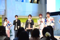 CUBERS「それじゃ、よろしく」発売記念イベントの様子。