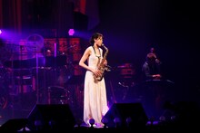 「第7回 AKB48紅白対抗歌合戦」の様子。(c)フジテレビ