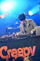 DJ 松永（Creepy Nuts）