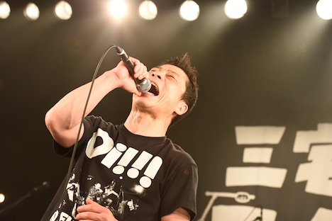 石鹸（グループ魂）（撮影：緒車寿一）