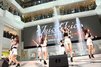 Juice=Juice「SEXY SEXY / 泣いていいよ / Vivid Midnight」発売記念イベントの様子。