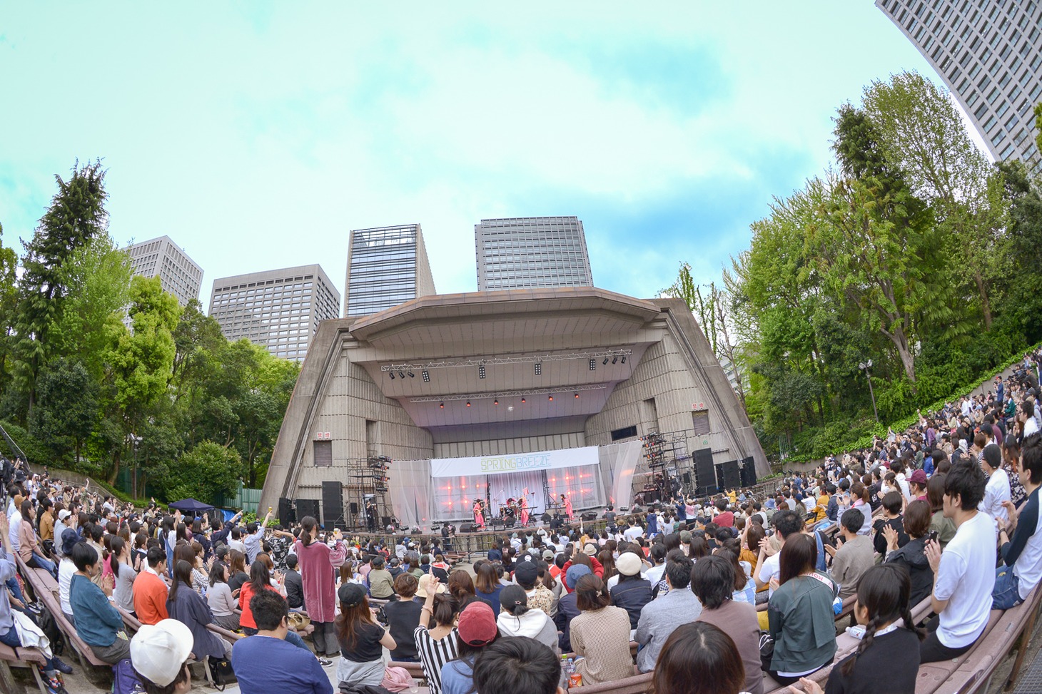 「SPACE SHOWER Presents SPRING BREEZE 2018」の様子（Photo by 古渓一道）。