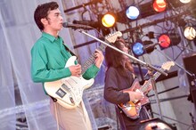 玉置周啓と加藤成順（MONO NO AWARE）（Photo by 古渓一道）。