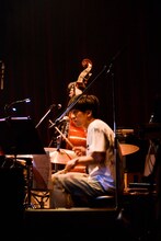 伊藤大地（Dr）