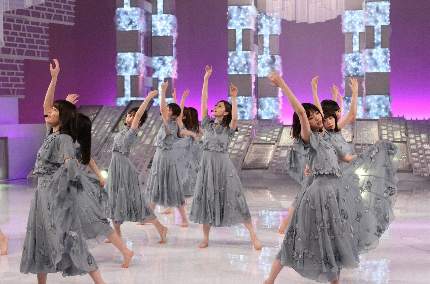 乃木坂46
