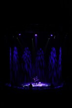 秋田ひろむ「理論武装解除」の様子。