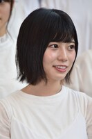 東村芽依