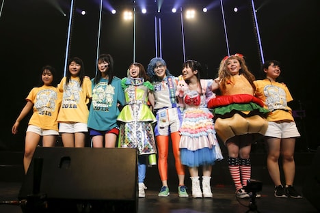 Gacharic SpinとガチャダンJr.。（写真提供：ビクターエンタテインメント）