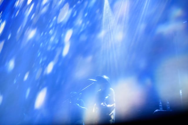 amazarashi Live Tour 2018「地方都市のメメント・モリ」Zepp DiverCity TOKYO公演の様子。