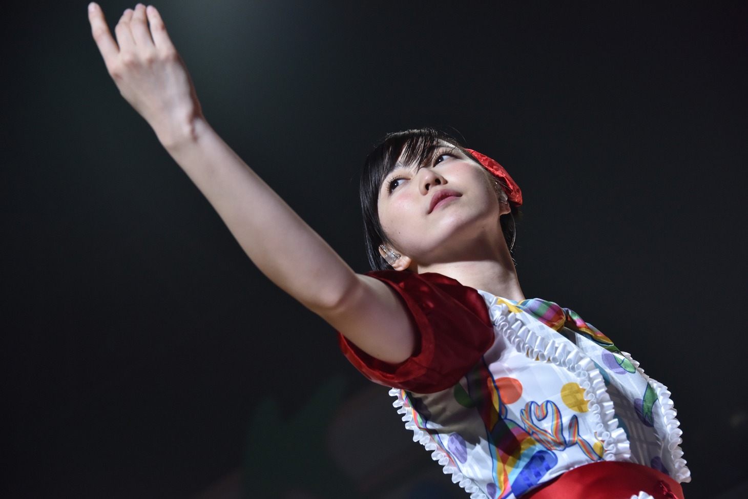 安本彩花