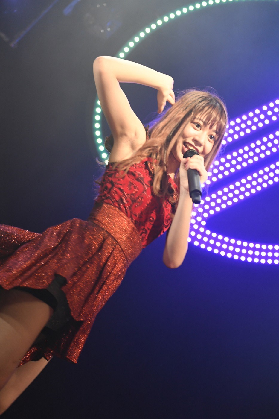 飯田桜子（写真提供：EPICレコードジャパン）