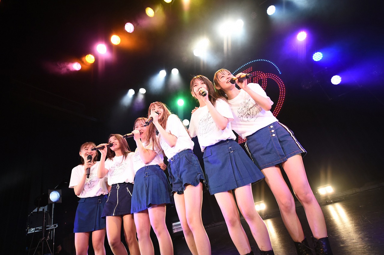 東京パフォーマンスドール「ダンスサミット2018 ～Wanna be SHINY LADY～」の様子。（写真提供：EPICレコードジャパン）