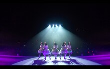 ロッカジャポニカ「わたしの地図」ライブ映像のワンシーン。