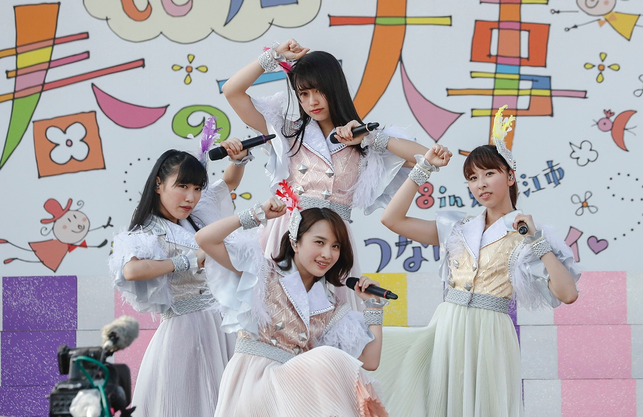 「ももクロ 春の一大事 2018 in 東近江市 ～笑顔のチカラ つなげるオモイ～」の様子。（Photo by HAJIME KAMIIISAKA+Z）