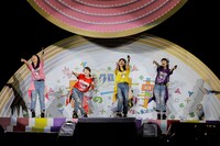 「ももクロ 春の一大事 2018 in 東近江市 ～笑顔のチカラ つなげるオモイ～」の様子。（Photo by HAJIME KAMIIISAKA+Z）