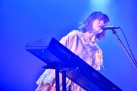 蒼山幸子（Vo, Key）（Photo by AZUSA TAKADA）