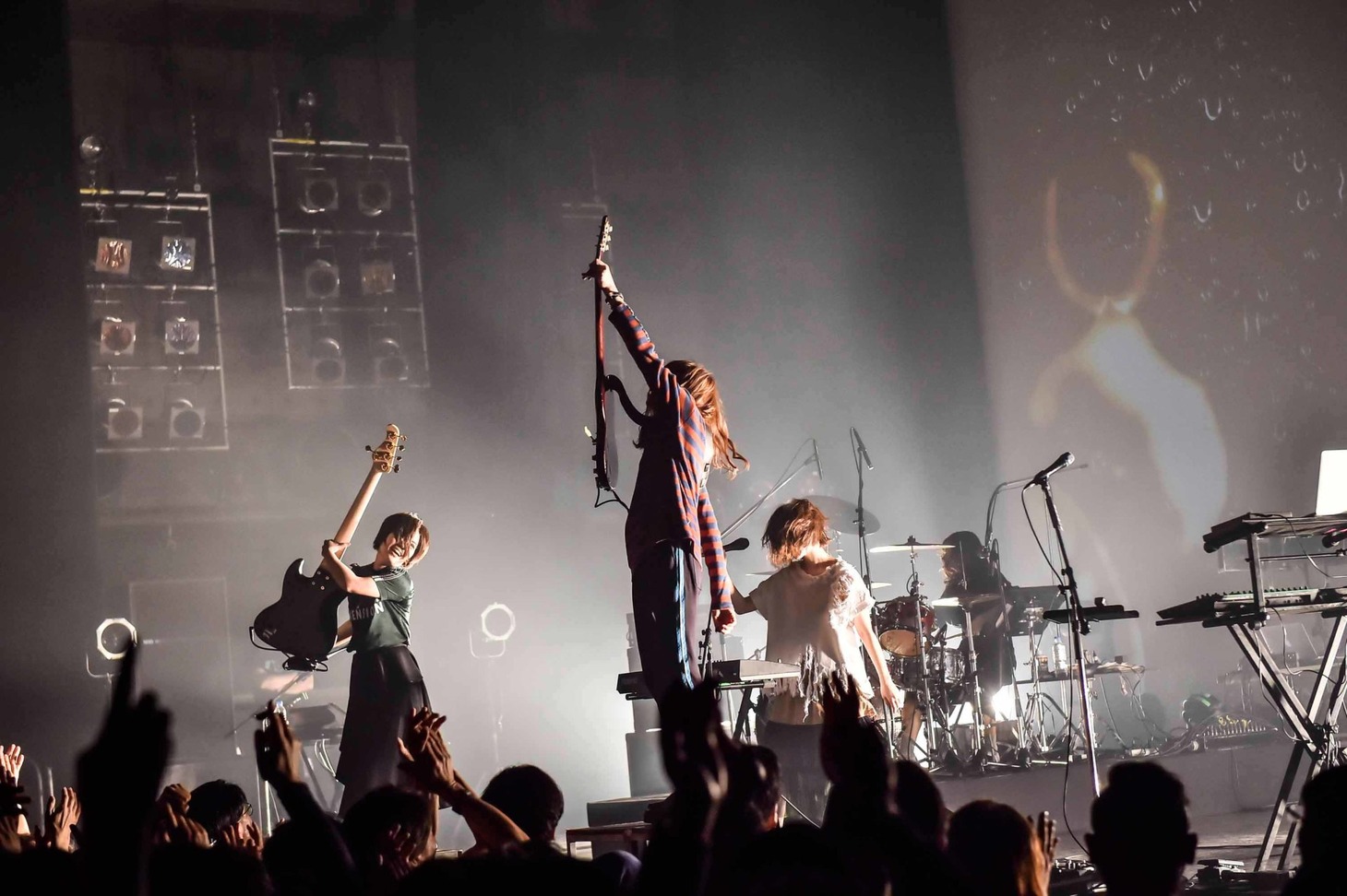 ねごと「ねごとワンマンツアー2018 『SOAK』-FINAL-」の様子。（Photo by AZUSA TAKADA）