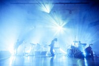 雨のパレード（撮影：田中聖太郎）