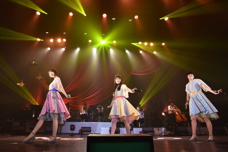 Negicco「世田谷コンサート」の様子。