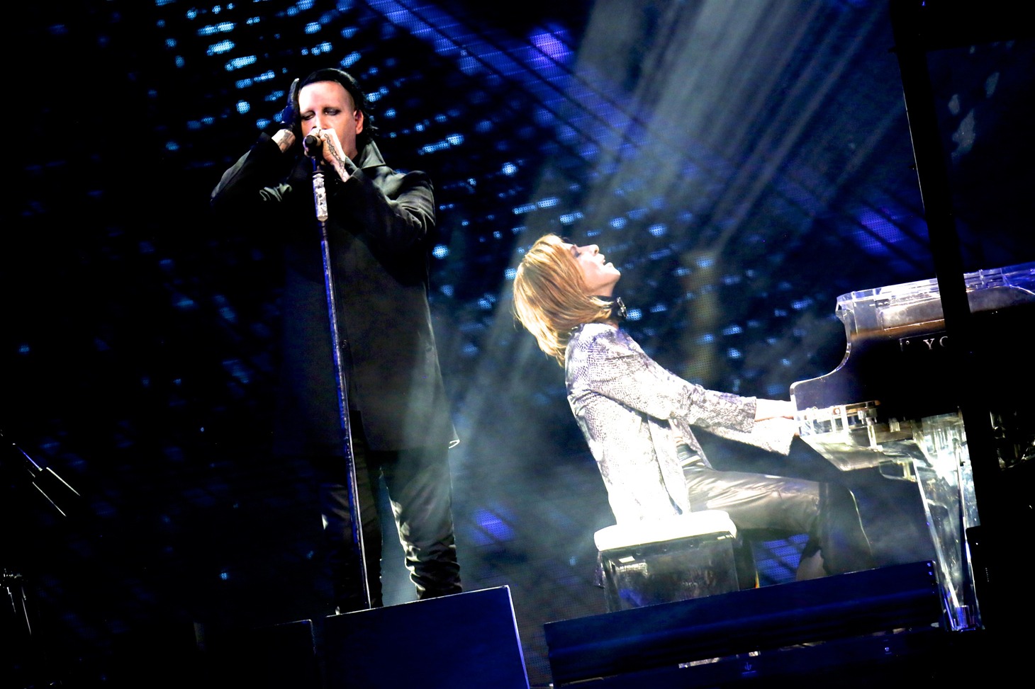 マリリン・マンソンとYOSHIKI（X JAPAN）。