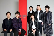 左から佐藤信介監督、福士蒼汰、[ALEXANDROS]。