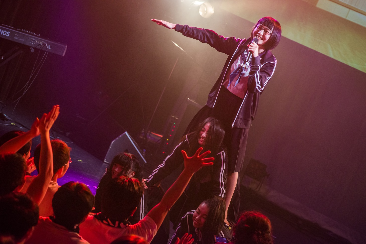 新しい学校のリーダーズ（Photo by junpei kawahata）