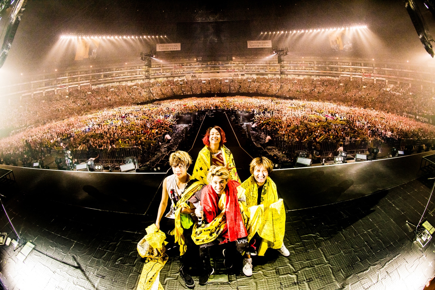 人気画像9位は「ONE OK ROCK、第2章の始まり告げた初ドームツアーファイナル」より、ONE OK ROCK。（撮影：浜野カズシ）