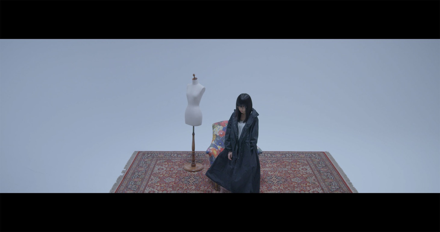 Pinokko「Trend」ミュージックビデオのワンシーン。