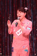 森昌子扮する“ま~ちゃん”。(c)フジテレビ