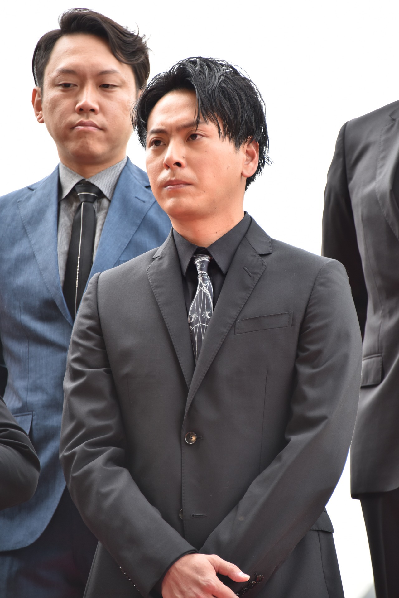 山下健二郎