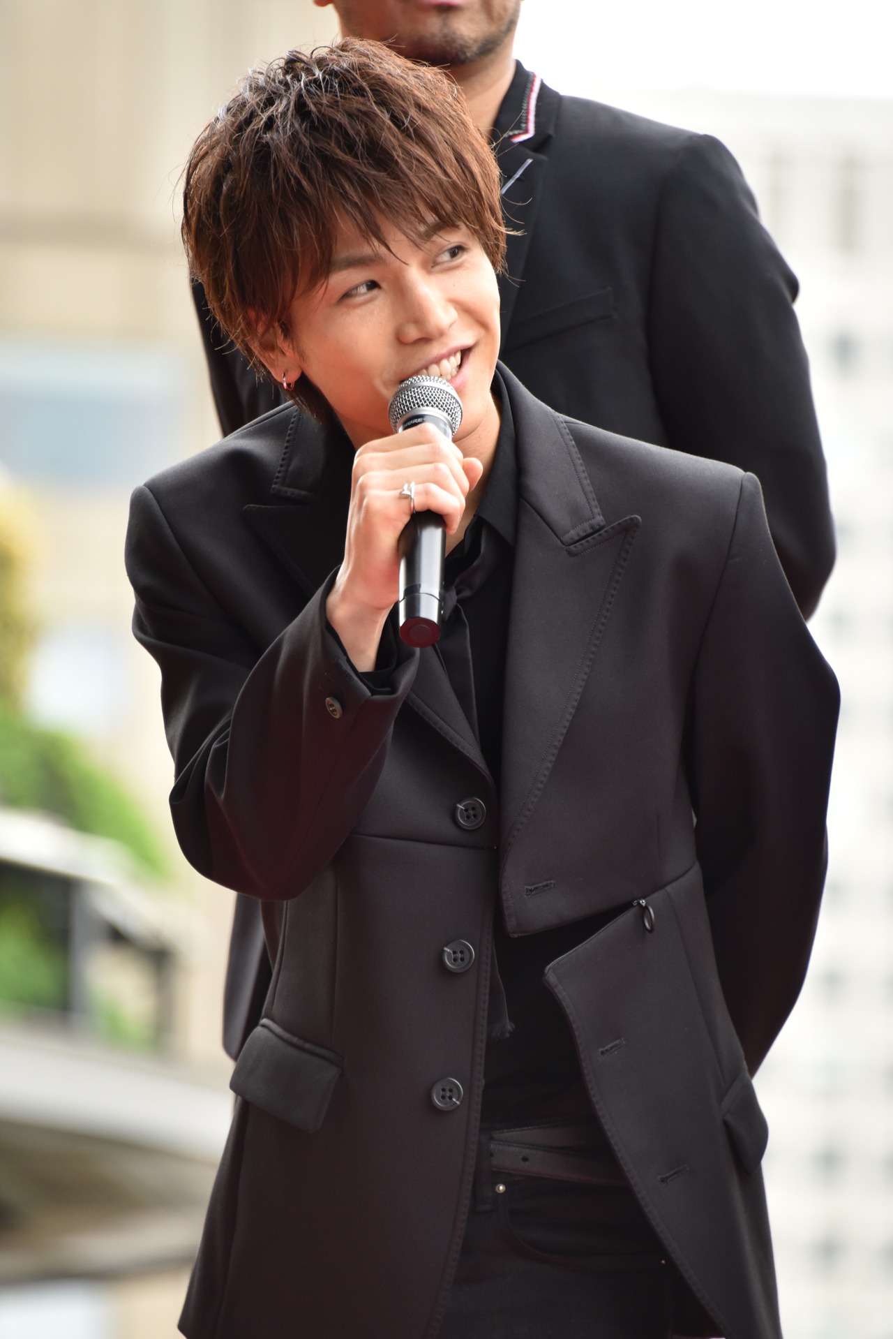 岩田剛典