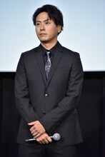 山下健二郎