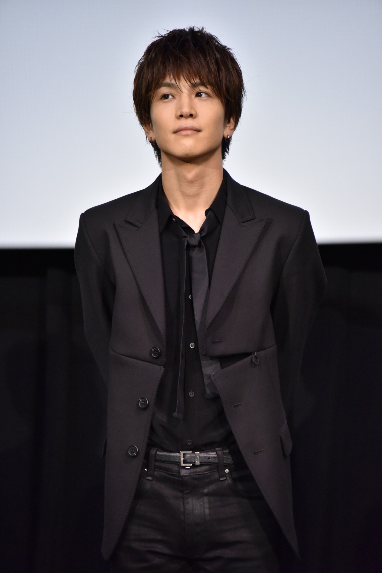 岩田剛典