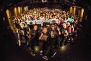 ONE☆DRAFT「ONE☆DRAFT TOUR 2018『Bee Alive vol,11』」大阪・BananaHall公演の様子。（撮影：森好弘）