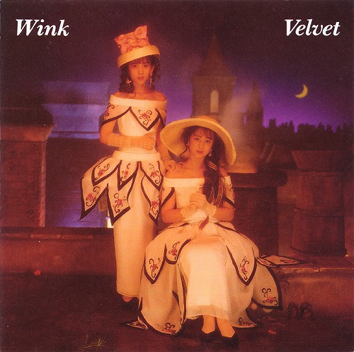 Winkの4thアルバム「Velvet」ジャケット。