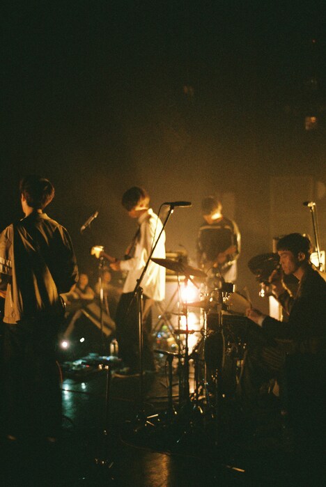 ミツメ「mitsume tour esper 2018」東京・マイナビBLITZ赤坂公演の様子。（撮影：トヤマタクロウ）