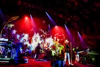 Suchmos「Suchmos "YOU'VE GOT THE WORLD TOUR"」神奈川・パシフィコ横浜 国立大ホールの様子。（Photo by Shun Komiyama）