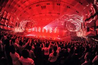 Suchmos「Suchmos "YOU'VE GOT THE WORLD TOUR"」神奈川・パシフィコ横浜 国立大ホールの様子。（Photo by Shohei Maekawa）